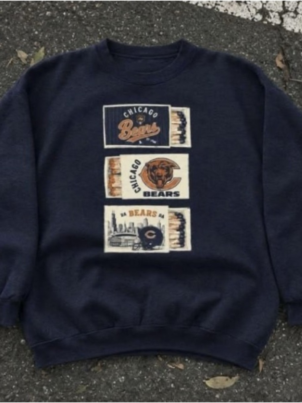 Navy Chicago Bear Matchbooks sports Graphic sweatshirt